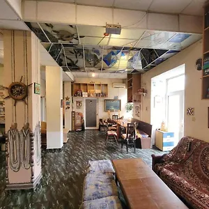 https://yo-ho-hostel.sunnybeach-hotels.org